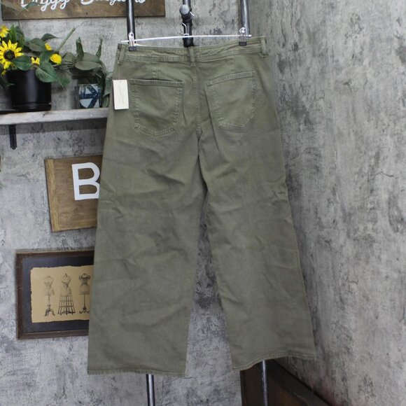 Universal Thread Olive Wide-Leg Jeans - Picture 3 of 9